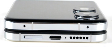 Top/bottom case side (microphones, SIM slot, IR blaster, USB port, speaker)
